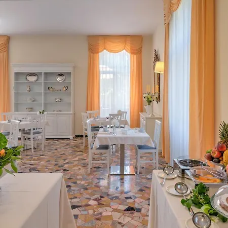 Szálloda Galeazzi 4*