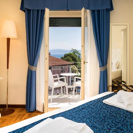 Galeazzi Szálloda Gardone Riviera