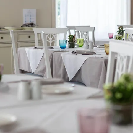 Galeazzi Szálloda Gardone Riviera